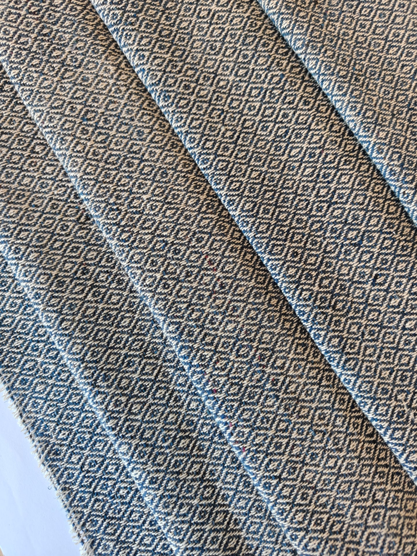 Laos - Premium Handloom